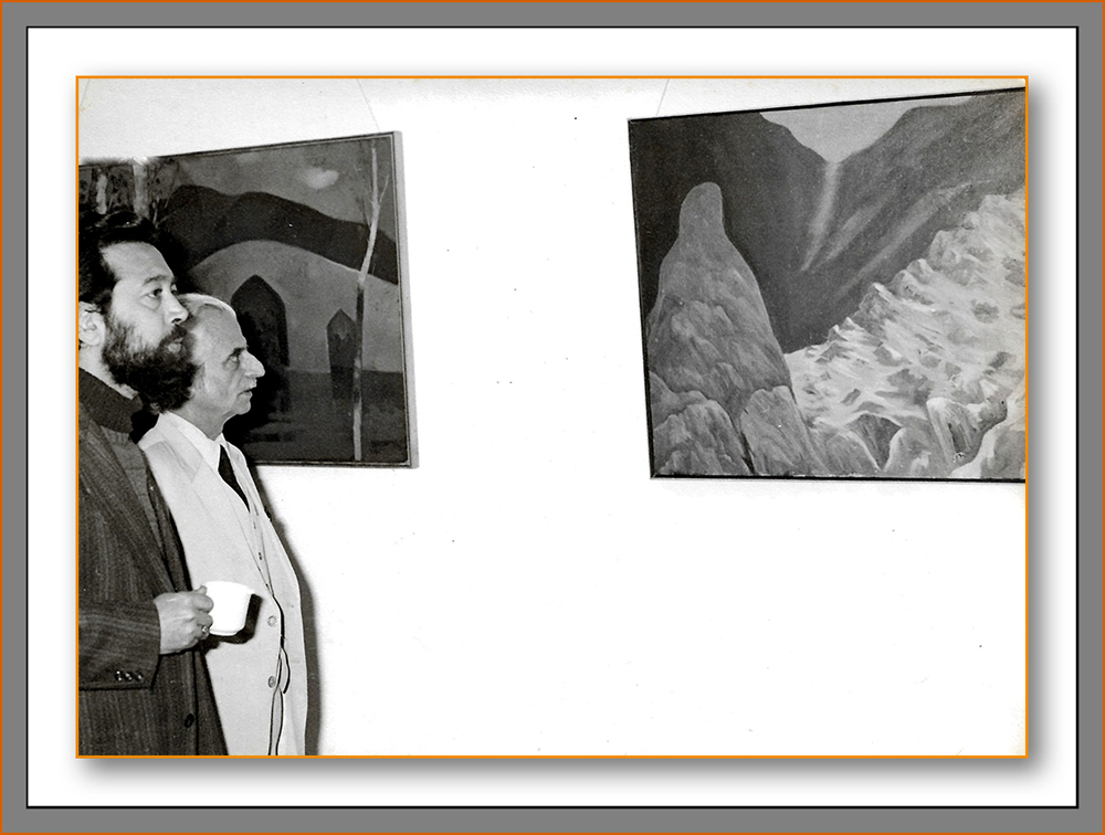 Manohar Kaul with artist Kashmiri Khosa
